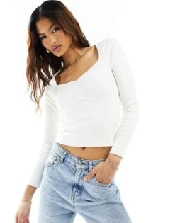 Abercrombie & Fitch Long Sleeve Knitted Top With Sweetheart Neckline In Cream For Women -Abercro Clothing Shop 206131936 1 cream 1