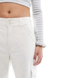 Abercrombie & Fitch Relaxed Cargo Trouser In Cream For Women White -Abercro Clothing Shop 206132019 4