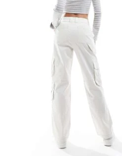 Abercrombie & Fitch Relaxed Cargo Trouser In Cream For Women White -Abercro Clothing Shop 206132019 5