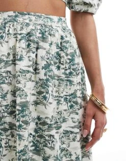 Abercrombie & Fitch Co-ord Linen Blend Tiered Maxi Skirt In Green Floral Print For Women Green Toile -Abercro Clothing Shop 206330160 3