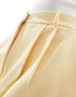 Abercrombie & Fitch Sloane Tailored Shorts In Yellow For Women Sunlight -Abercro Clothing Shop 206671212 3