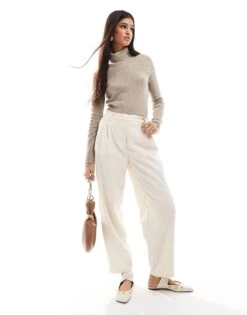 Abercrombie & Fitch Fluffy Turtleneck Jumper In Light Grey For Women -Abercro Clothing Shop 206941366 4