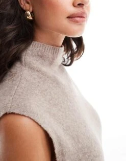 Abercrombie & Fitch Mock Neck Knitted Vest In Brown For Women Beige -Abercro Clothing Shop 206941474 3