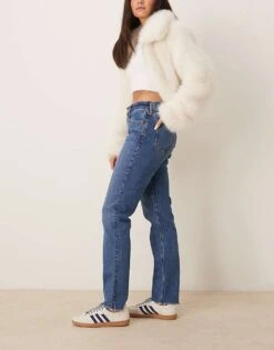 Abercrombie & Fitch Curve Love Mid Rise Straight Leg Jeans In Dark Blue For Women -Abercro Clothing Shop 206963288 3