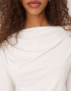 Abercrombie & Fitch Long Sleeve Slash Neck Top In White For Women -Abercro Clothing Shop 207233731 3