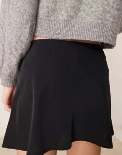 Abercrombie & Fitch High Rise Flirty Mini Skort In Black For Women -Abercro Clothing Shop 207342581 5