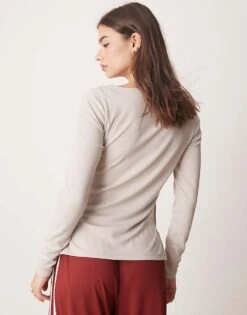 Abercrombie & Fitch Slash Neck Long Sleeve Button Detail Top In Oatmeal For Women -Abercro Clothing Shop 207342723 4