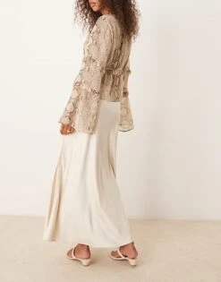 Abercrombie & Fitch Mid Rise Draw String Waist Satin Bias Skirt In Champagne For Women Fog -Abercro Clothing Shop 207344997 3