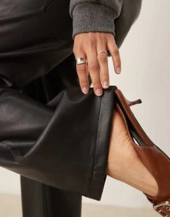 Abercrombie & Fitch Straight Leg Trousers In Black For Women Black Beauty -Abercro Clothing Shop 207345027 4