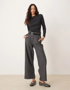 Abercrombie & Fitch Sculpt Matte Long Sleeve Top In Black With Slash Neck For Women Black Beauty -Abercro Clothing Shop 207345074 4