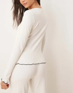 Abercrombie & Fitch Co-ord Lettuce Hem Pyjama Top In Cream For Women Jet Stream -Abercro Clothing Shop 207345230 4