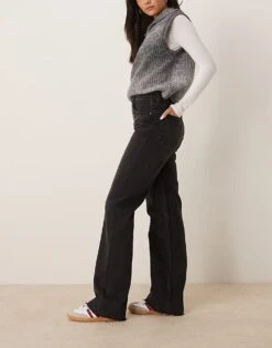 Abercrombie & Fitch 90s Relaxed Fit High Rise Jeans In Washed Black For Women -Abercro Clothing Shop 207345412 3