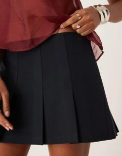 Abercrombie & Fitch Wide Pleated Skort In Black For Women Black Beauty -Abercro Clothing Shop 207345555 3