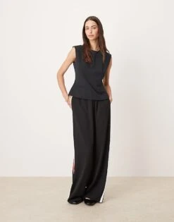Abercrombie & Fitch Longline Tailored Top In Black For Women Black Beauty -Abercro Clothing Shop 207345570 3