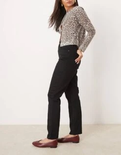 Abercrombie & Fitch Curve Love 90s Straight Fit Ultra High Rise Jeans In Black For Women No Fade Black -Abercro Clothing Shop 207345727 3