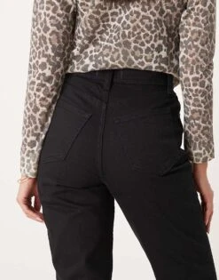 Abercrombie & Fitch Curve Love 90s Straight Fit Ultra High Rise Jeans In Black For Women No Fade Black -Abercro Clothing Shop 207345727 4