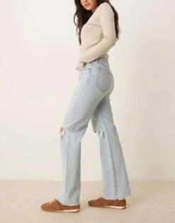 Abercrombie & Fitch 90s Relaxed Jeans With Knee Rip In Light Wash Blue For Women -Abercro Clothing Shop 207871250 3