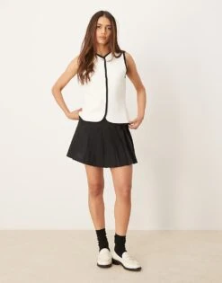 Abercrombie & Fitch Textured High Neck Contrast Knit Vest In Black For Women -Abercro Clothing Shop 207871447 4