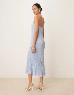 Abercrombie & Fitch Strapless Giselle Pleat Maxi Dress In Blue For Women -Abercro Clothing Shop 207871503 3