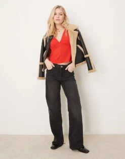 Abercrombie & Fitch Plunge Neck Sleeveless Top In Red For Women -Abercro Clothing Shop 207873909 3