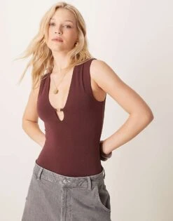 Abercrombie & Fitch Plunge Keyhole Bodysuit In Brown For Women Chocolate