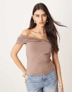 Abercrombie & Fitch Asymmetric Twist Off Shoulder Top In Brown For Women -Abercro Clothing Shop 207874265 3