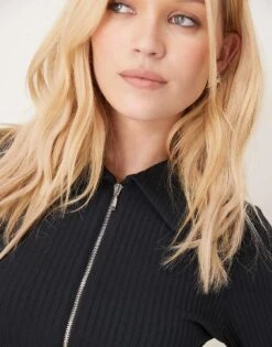 Abercrombie & Fitch Collar Detail Quarter Zip Long Sleeeve Top In Black For Women -Abercro Clothing Shop 207874357 4