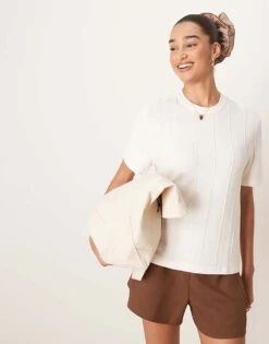 Abercrombie & Fitch Ribbed Seam T-shirt In White For Women Birch