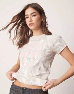 Abercrombie & Fitch Raglan T-shirt With Chest Print In Grey Camo For Women B04b Heather