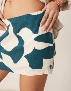 Abercrombie & Fitch Draped Linen Skort In Abstract Print For Women -Abercro Clothing Shop 207915421 5