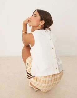 Abercrombie & Fitch Button Detail Shell Top In Off White For Women Pink Wash