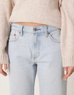 Abercrombie & Fitch Low Rise Baggy Fit Jean With Busted Knee In Light Wash For Women Light Wash Blue -Abercro Clothing Shop 207915958 5