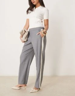 Abercrombie & Fitch Pull On Straight Leg Trouser With Pintuck Detail In Grey For Women -Abercro Clothing Shop 207916022 1 grey 1