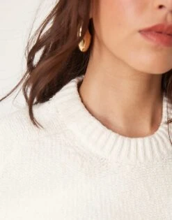 Abercrombie & Fitch V Neck Knitted Top In White For Women -Abercro Clothing Shop 207916467 2