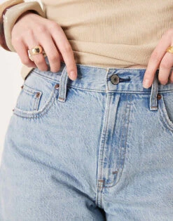 Abercrombie & Fitch 90's Cut-off Short In Medium Blue Wash For Women Medium Wash -Abercro Clothing Shop 207916505 3