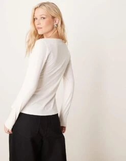 Abercrombie & Fitch Slash Neck Asymmetric Top In White For Women -Abercro Clothing Shop 207916536 4