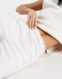 Abercrombie & Fitch Pleated Trousers In Light Grey For Women -Abercro Clothing Shop 22622912 3